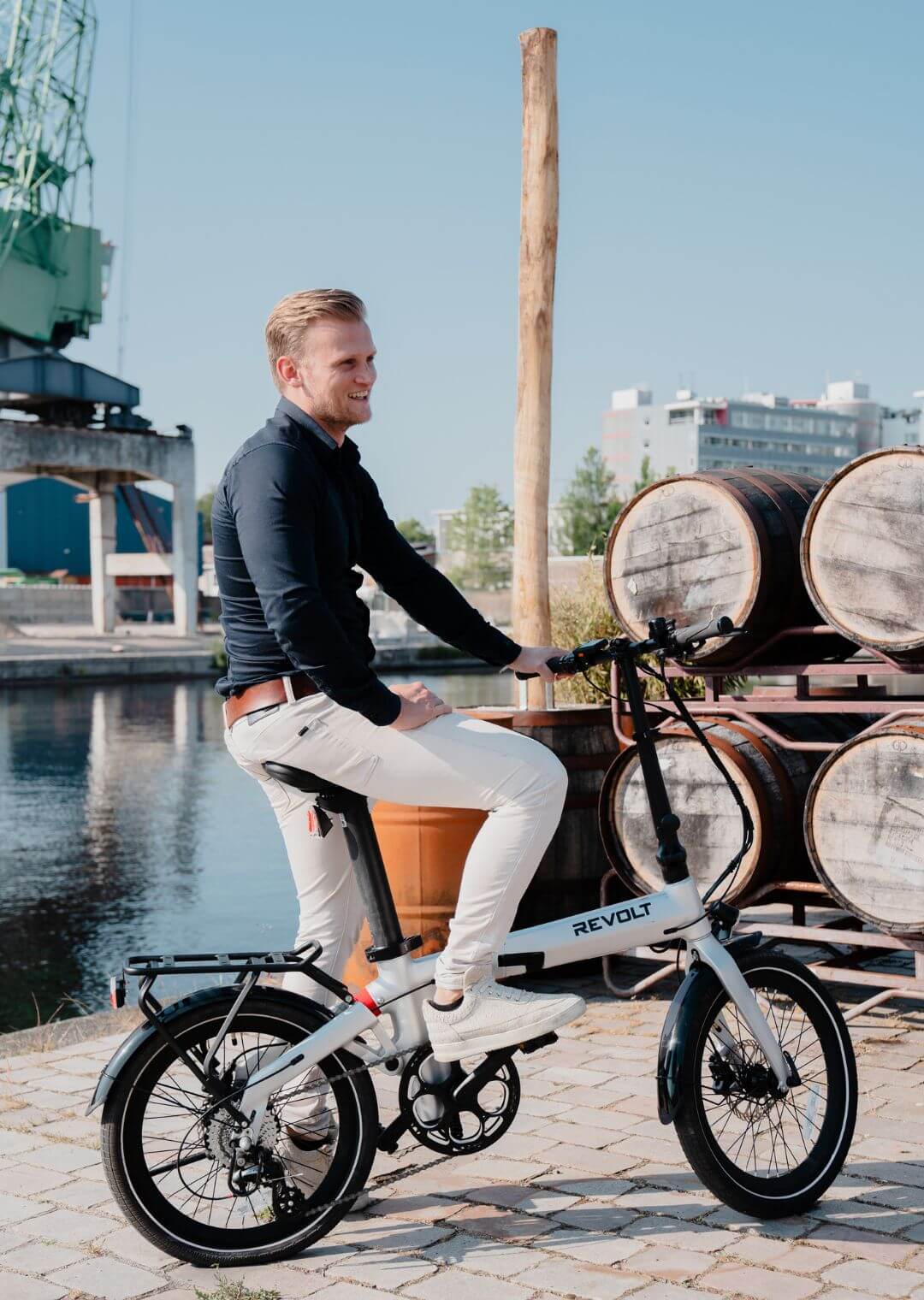 Revolt Aluminium Alloy Male