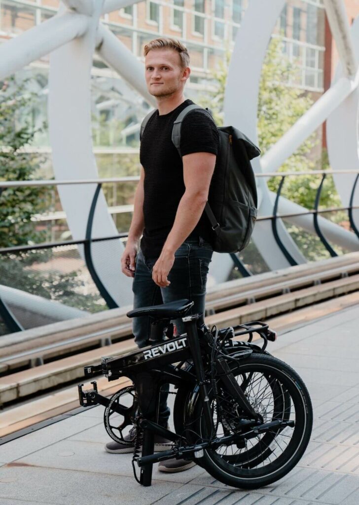 Revolt Carbon Fiber Male Tram Station Foldable electric bike