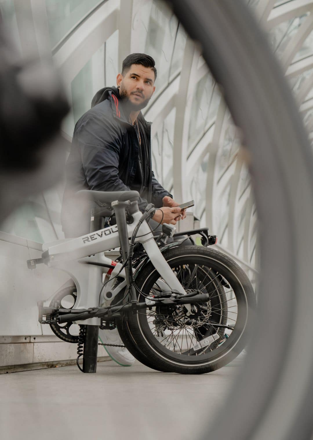 Revolt Carbon Fiber Folding E-Bike Male