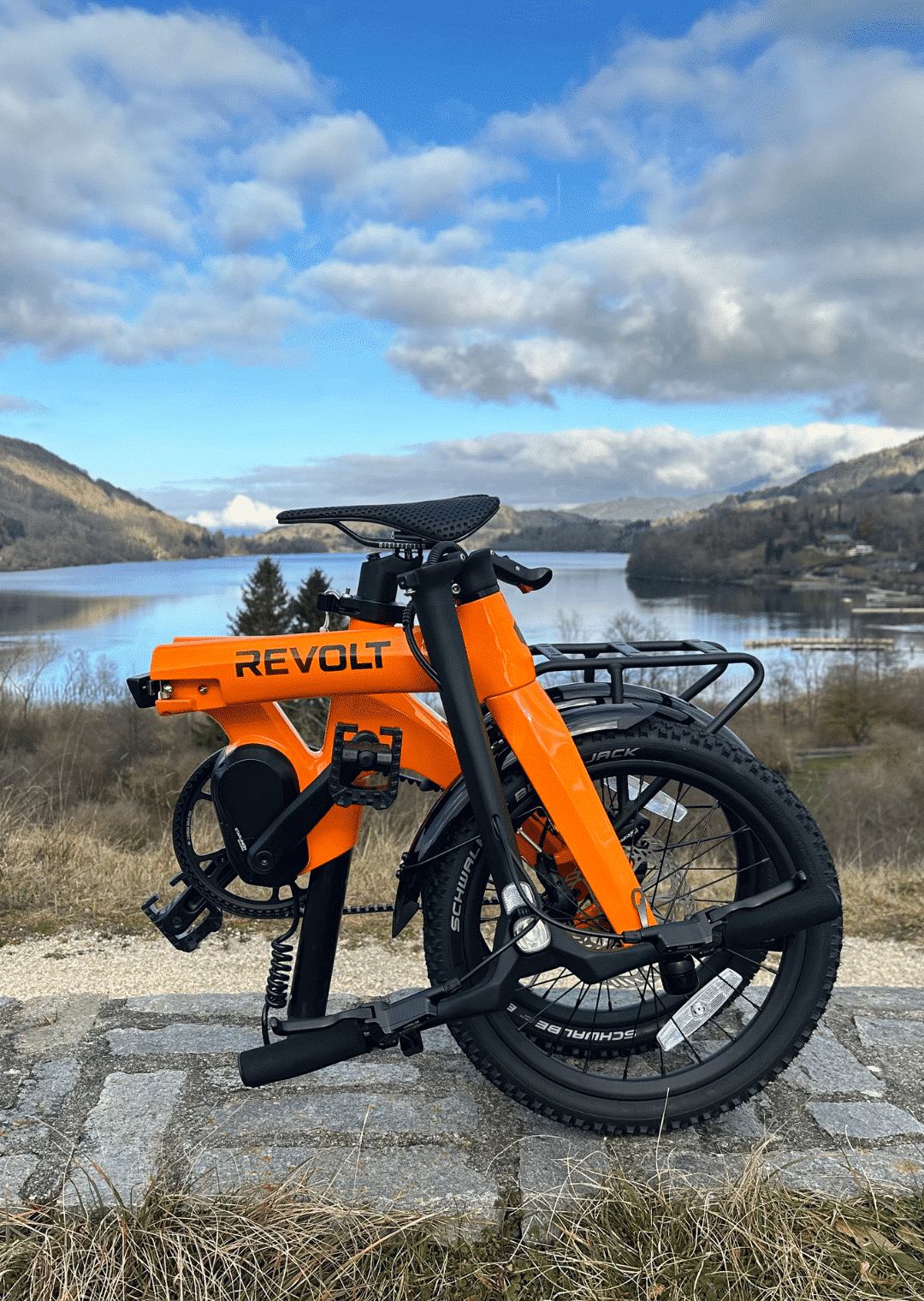 Revolt Carbon Fiber Pro V3, Mid Motor, Belt Drive E-Bike, Orange
