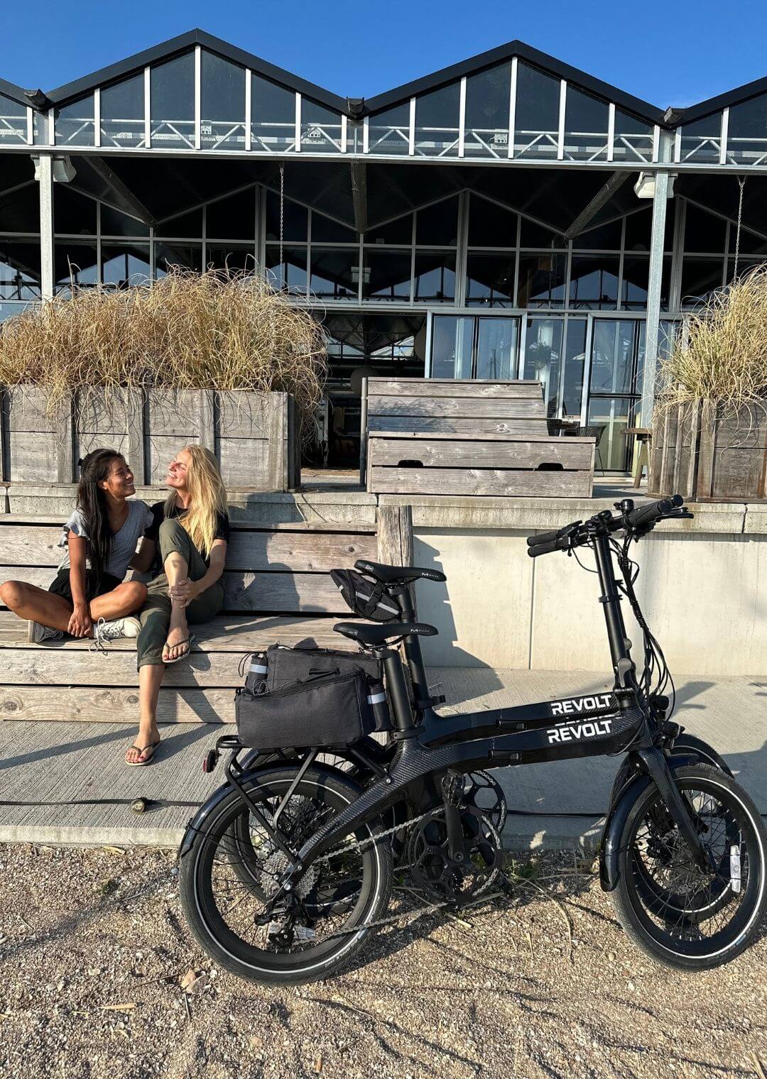 Les meilleurs vélos électriques de 2024 – Acheter les meilleurs vélos électriques pliables | Revolt Bikes