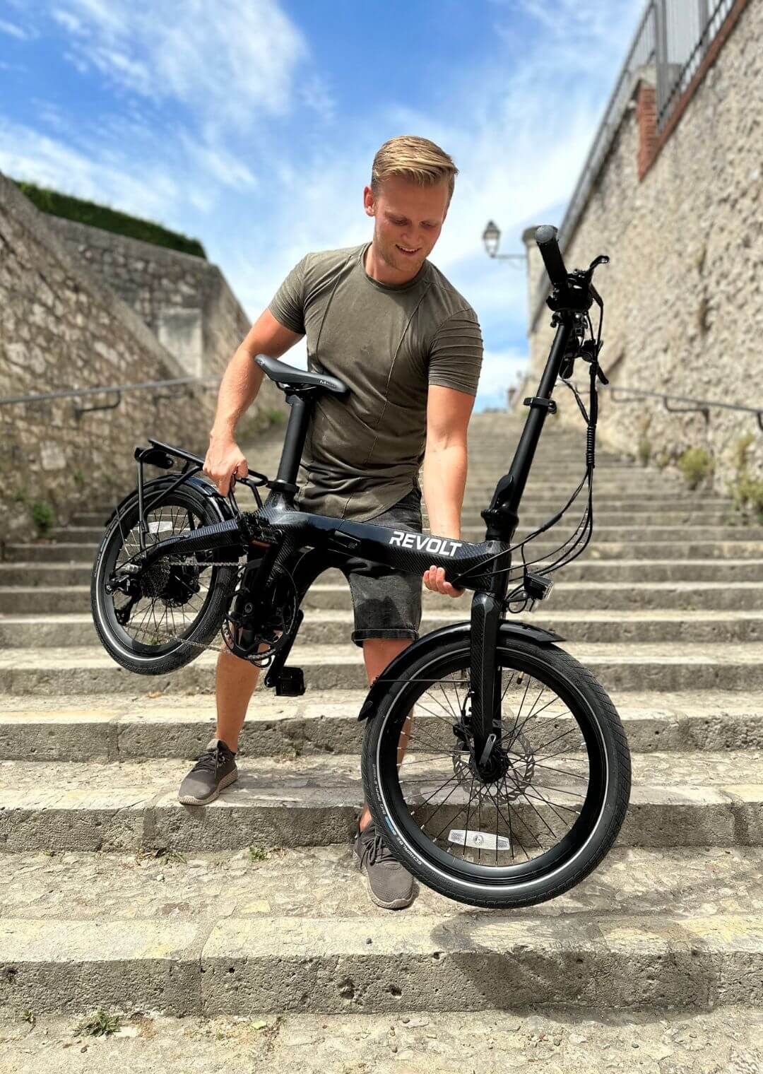 Aluminium vs carbon Foldable E-bike
