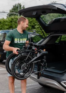 Revolt Carbon Fiber Male Fold Car Trunk