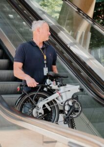 Revolt Aluminium Alloy Male Elevator Stairs