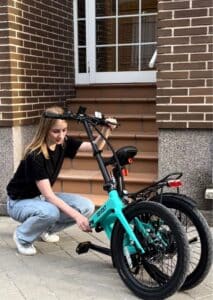 Revolt Carbon Fiber Folding E-Bike Mint Green Female