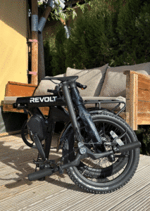 Revolt Carbon Fiber Pro V3, Mid Motor, Belt Drive E-Bike, Black